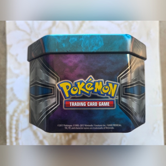 Pokémon TCG : Legends of Alola Solgaleo GX Collector Tin 2017 - Picture 8 of 13